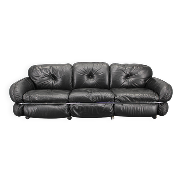 1970 Kurt Hvitsjö Rare “Hannibal” Black 3- Seater Sofa For Isku, Finland