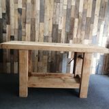 Carpenter's workbench