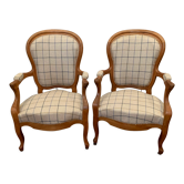 Paire de fauteuils de style Louis Philippe en hêtre teinté XX siècle