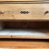 Pant chest of drawers