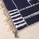 Tapis bleu moderne