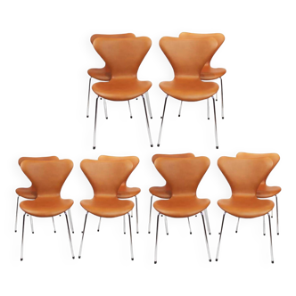 Un ensemble de 4 chaises Seven - Modèle 3107 - Cuir classique cognac - Arne Jacobsen - Fritz Hansen