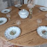 Round farmhouse table
