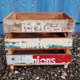 Set of 3 stackable vegetable trays