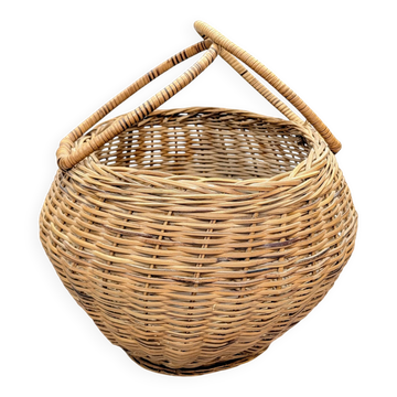 Panier boule en rotin tressé à anse