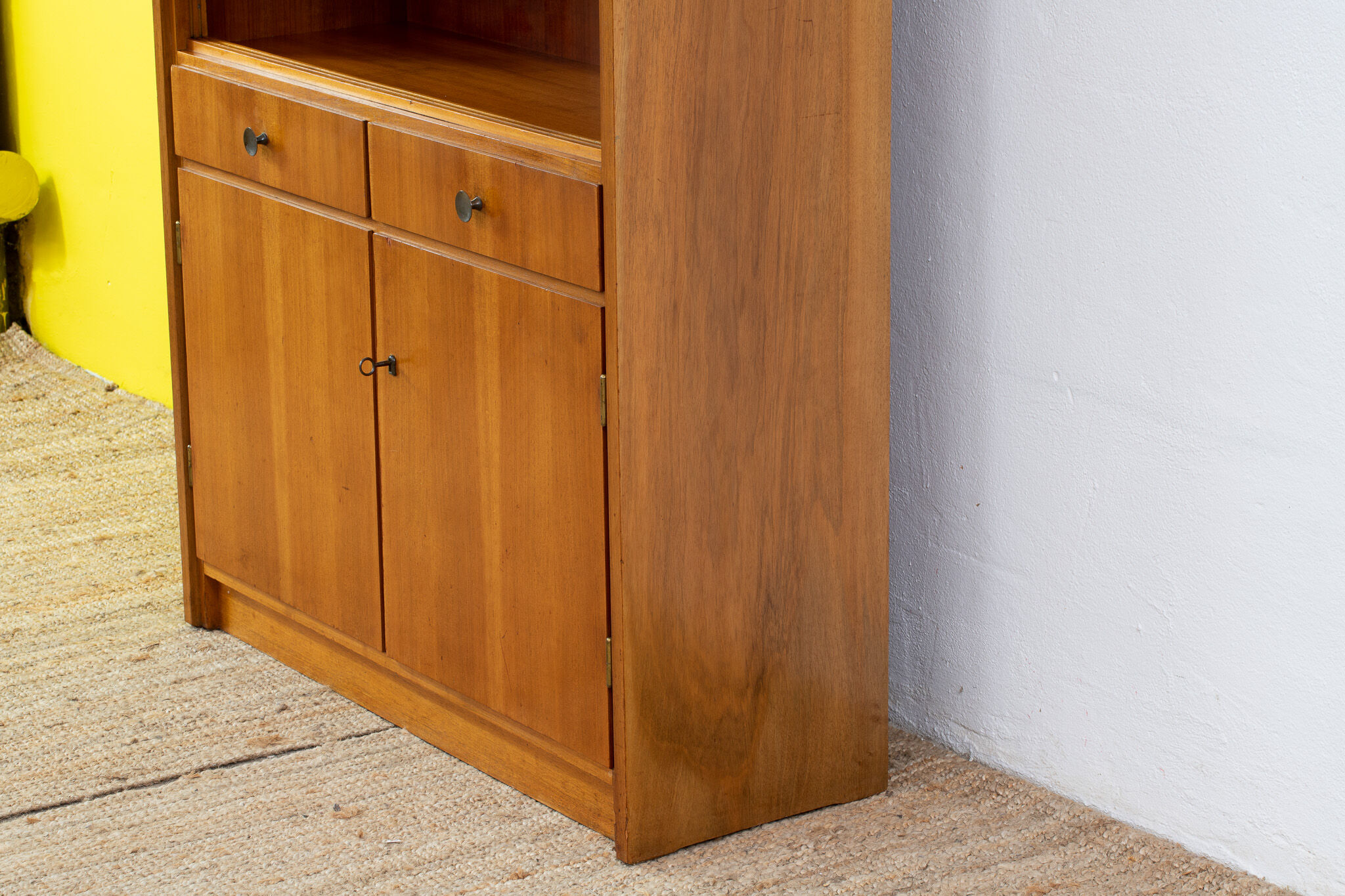 Vintage scandinavian bookcase – 102 cm