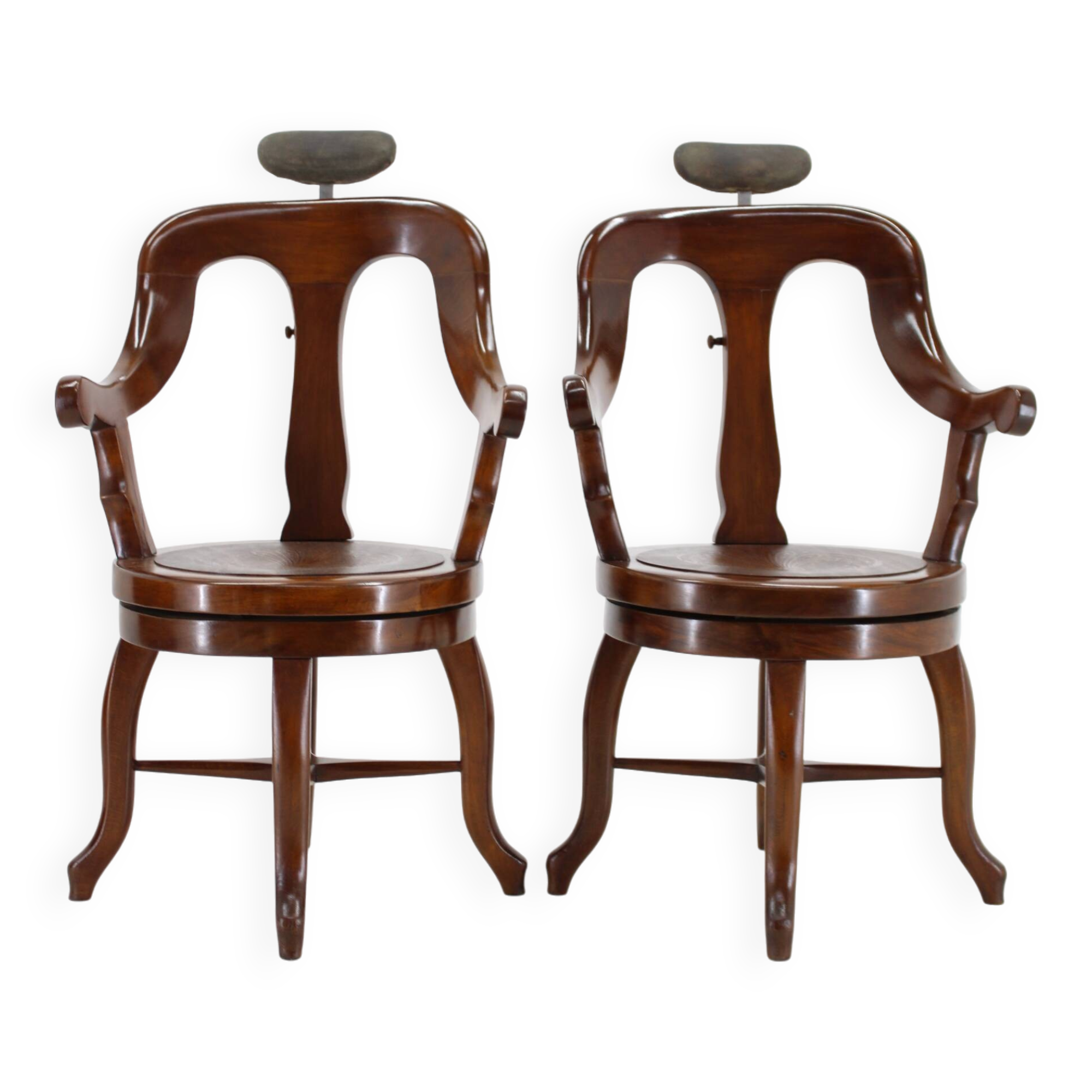 Chaise de barbier pivotante en hêtre restaurée des années 1920, Tchécoslovaquie
