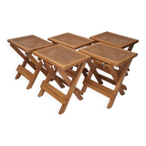 Cinq tabourets viennois vintage en paille