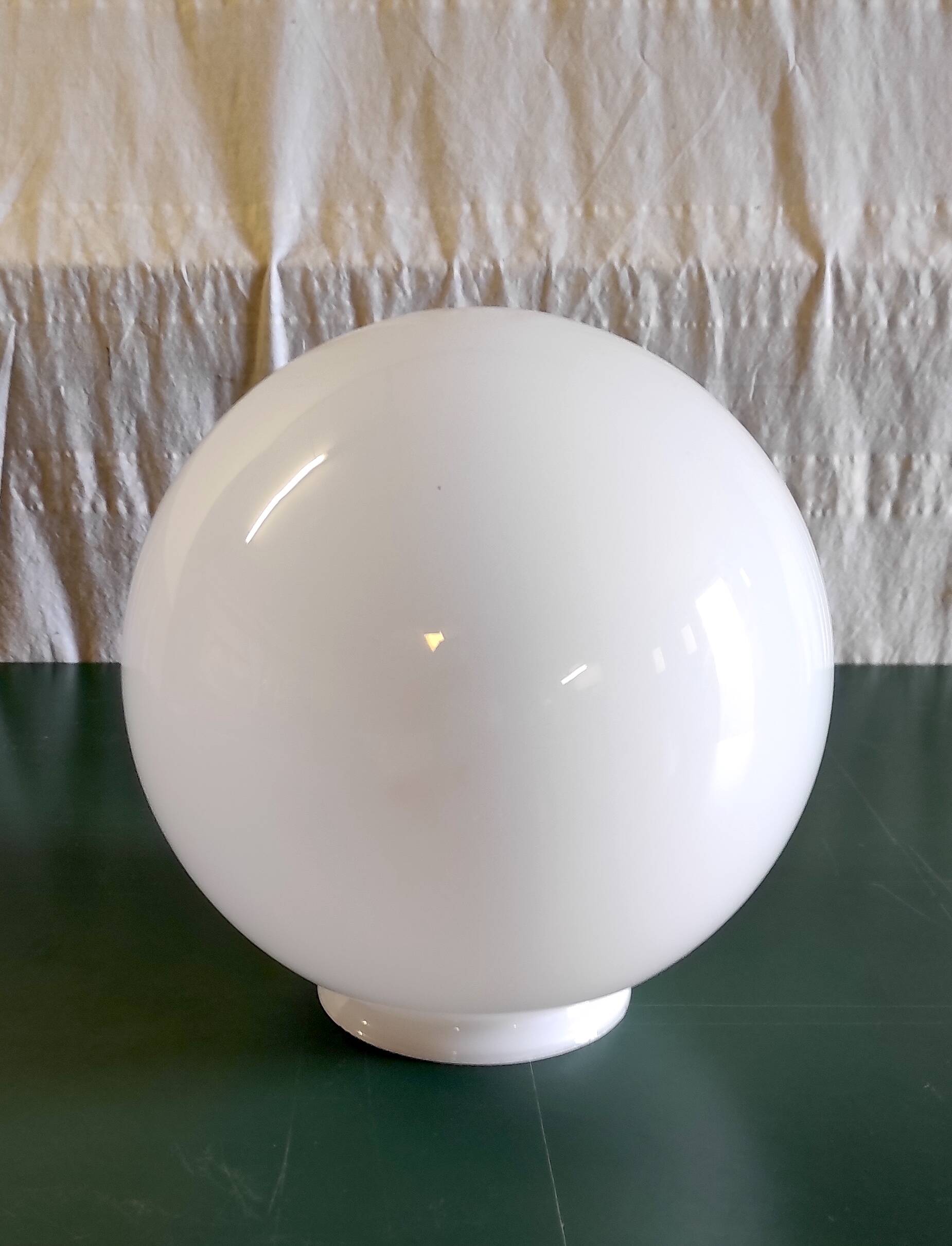 Opaline globe lampshade, diameter 25 cm - mid-20th century