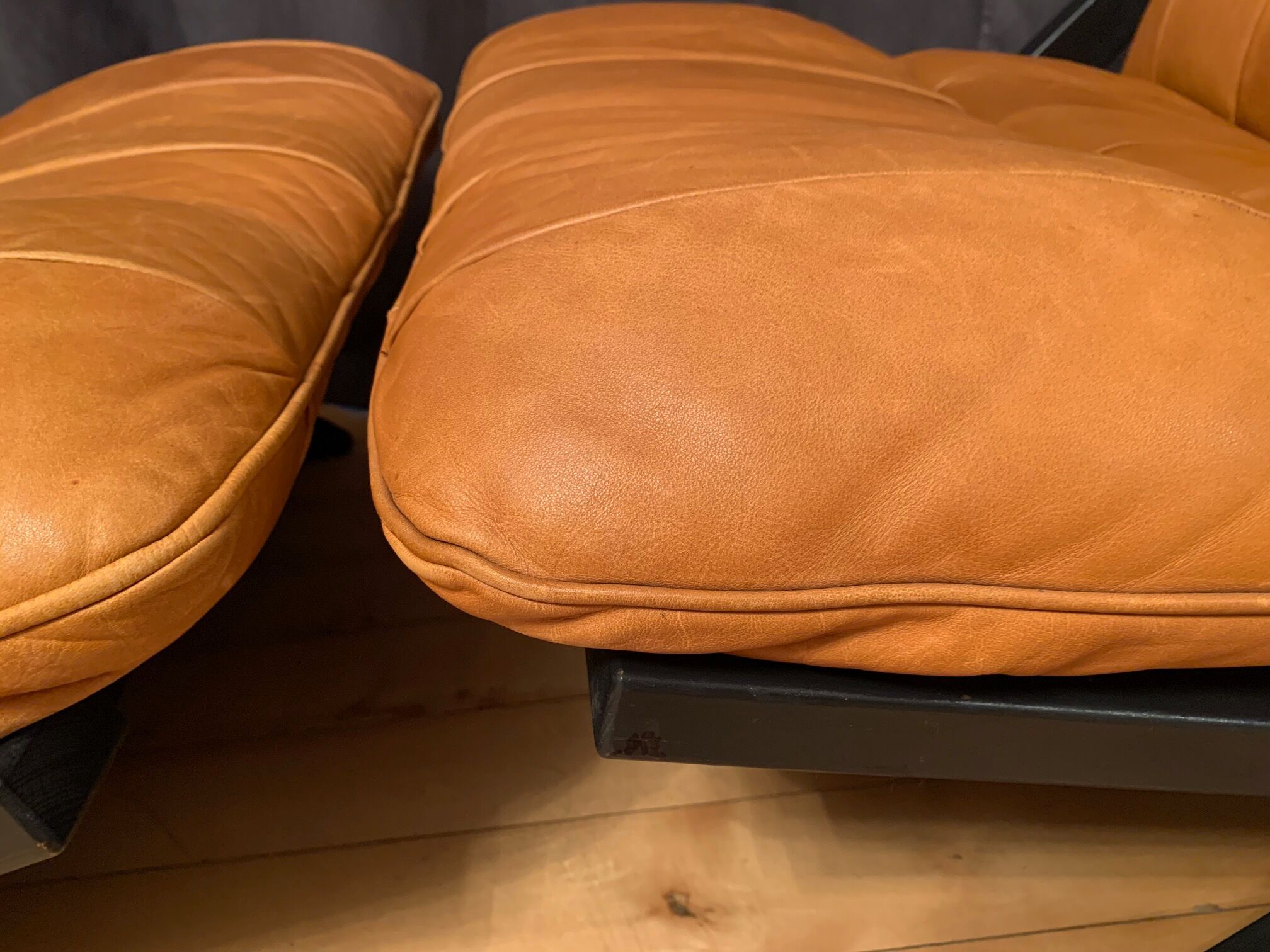 Paire de fauteuils par Ueli Berger, De Sede, Suisse, années 1970.