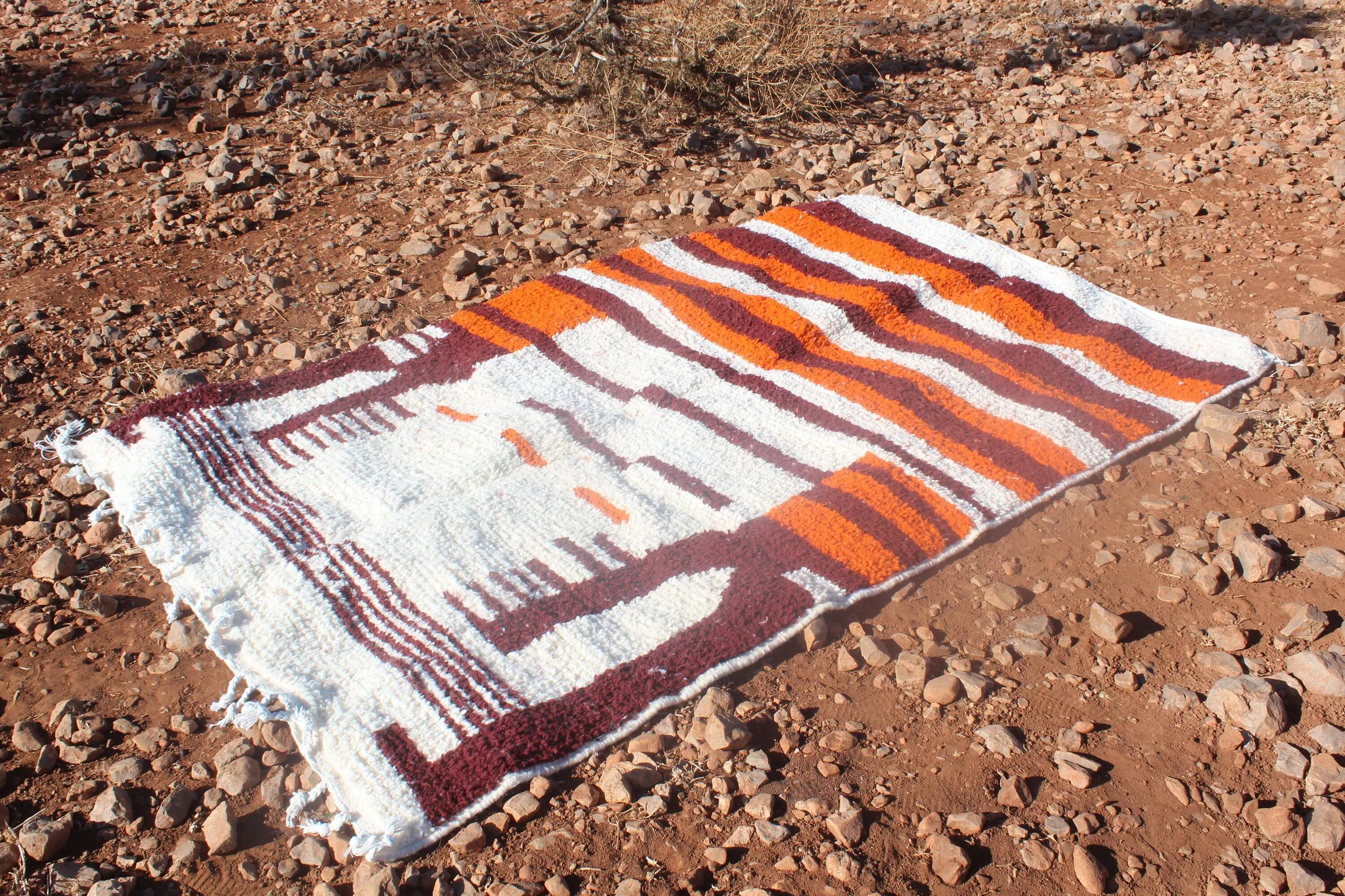 Handmade Berber rug in pure wool 3x2 m