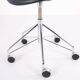 Seven office chair - Model 3117 - Black leather - Swivel function - Arne Jacobsen - Fritz Hansen