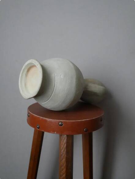 Terracotta jar pottery handmade artisanal slow Scandinavian decoration japandi wabi-sabi