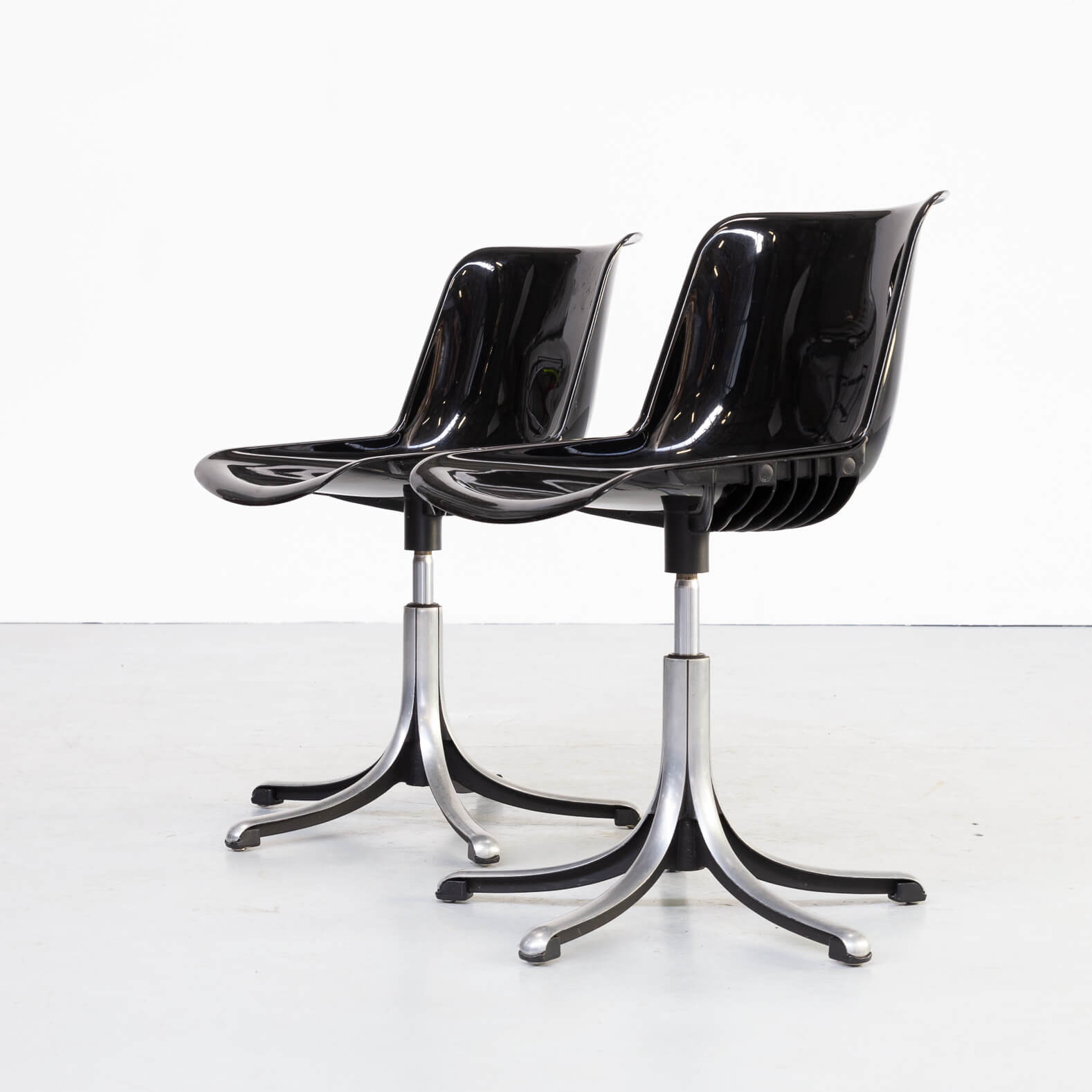 Chaise de bureau Osvaldo Borsani 'modus' des années 70 pour Tecno