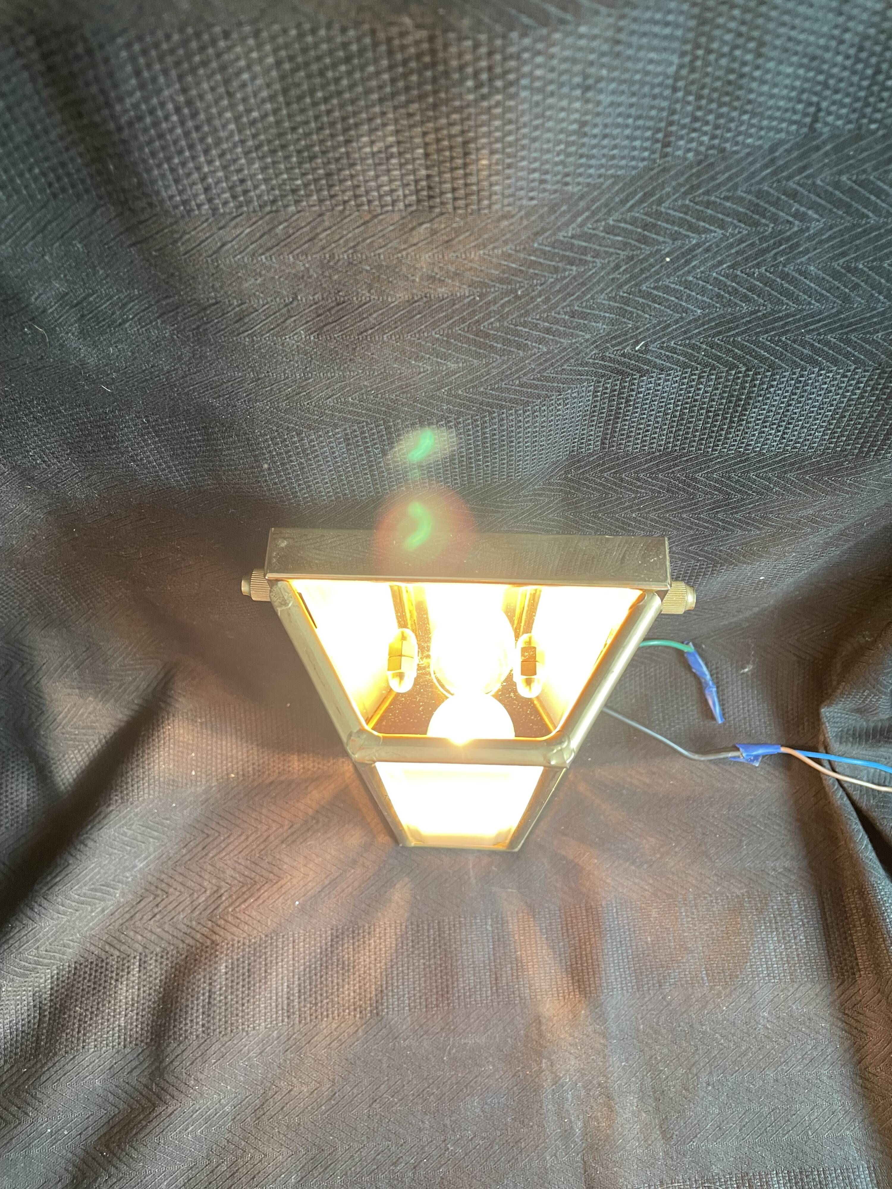 SOTHIS wall lamp - hexagonal - glass and brass - Italy