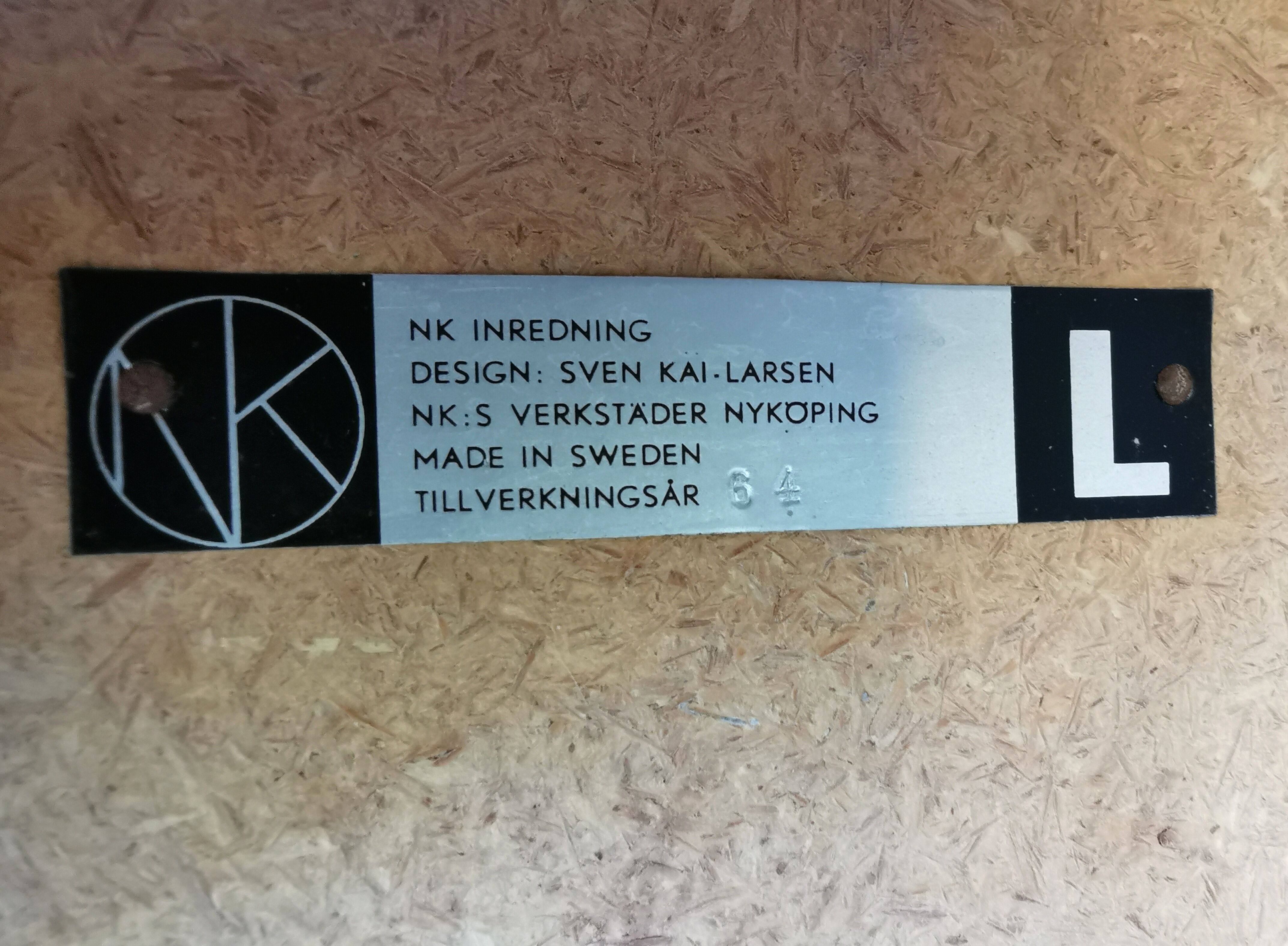 Vintage Scandinavian bed and lamp signed NK 1959