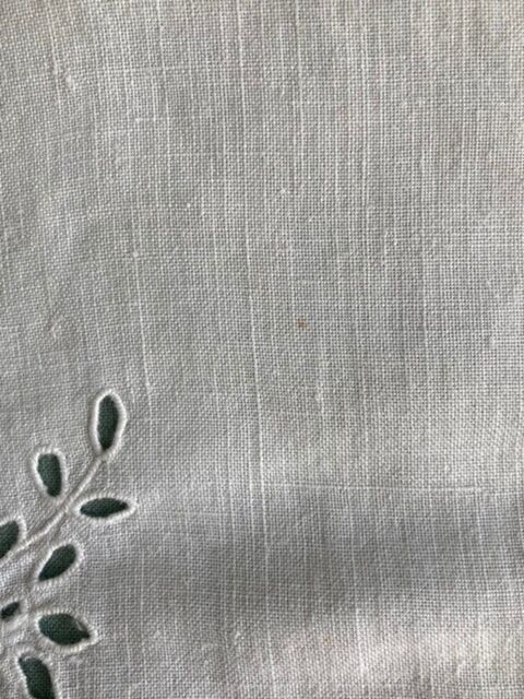 Embroidered tea tablecloth and towels