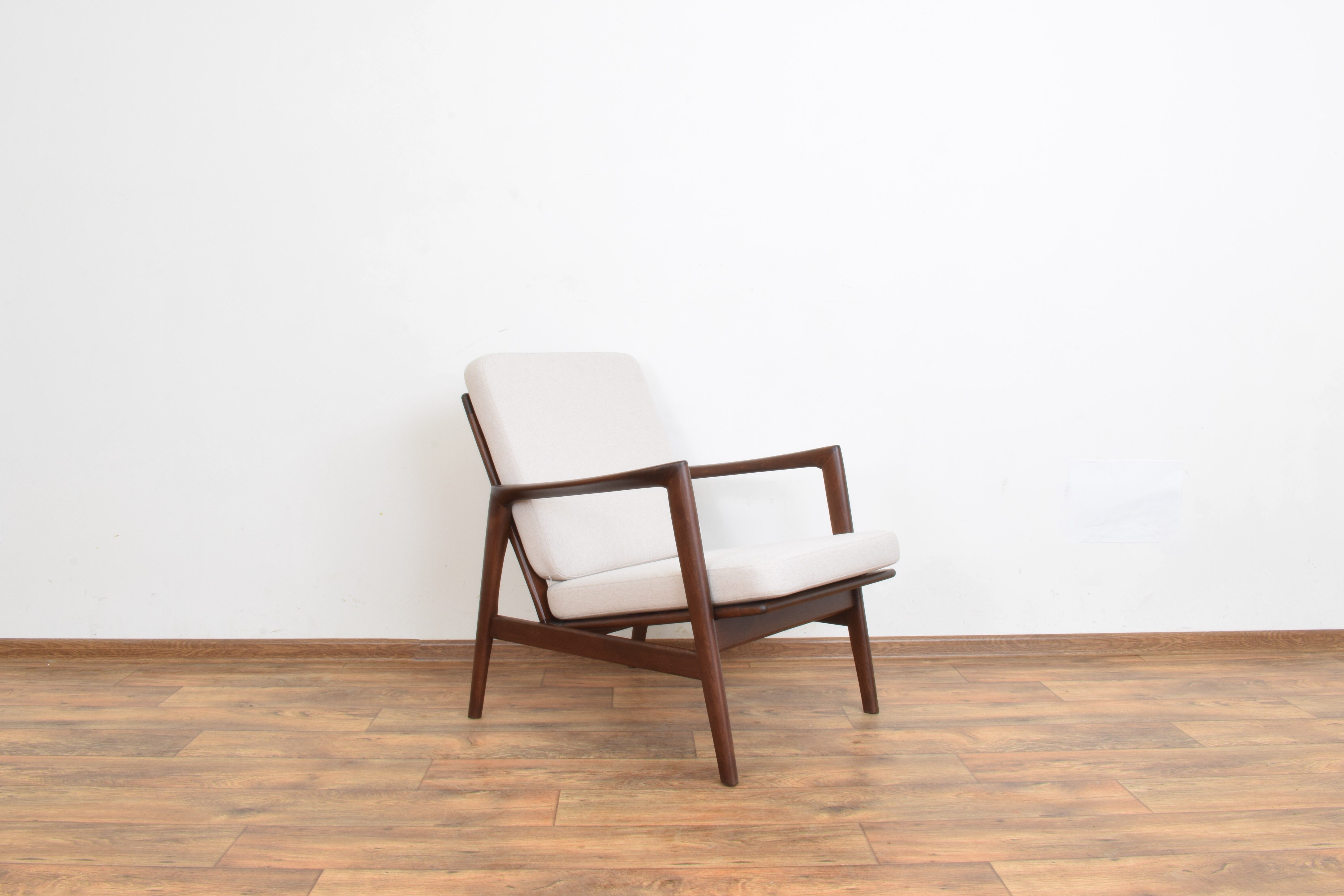 Mid-Century Polish Lounge Chairs „Stefan”, 1960