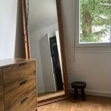 Lobi stool