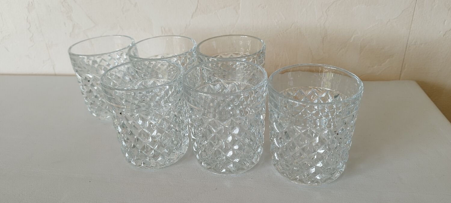 Set of 6 whisky glasses