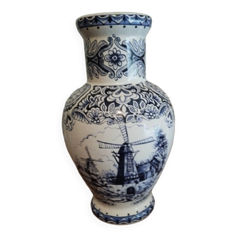 T.Delfts Blue Vase