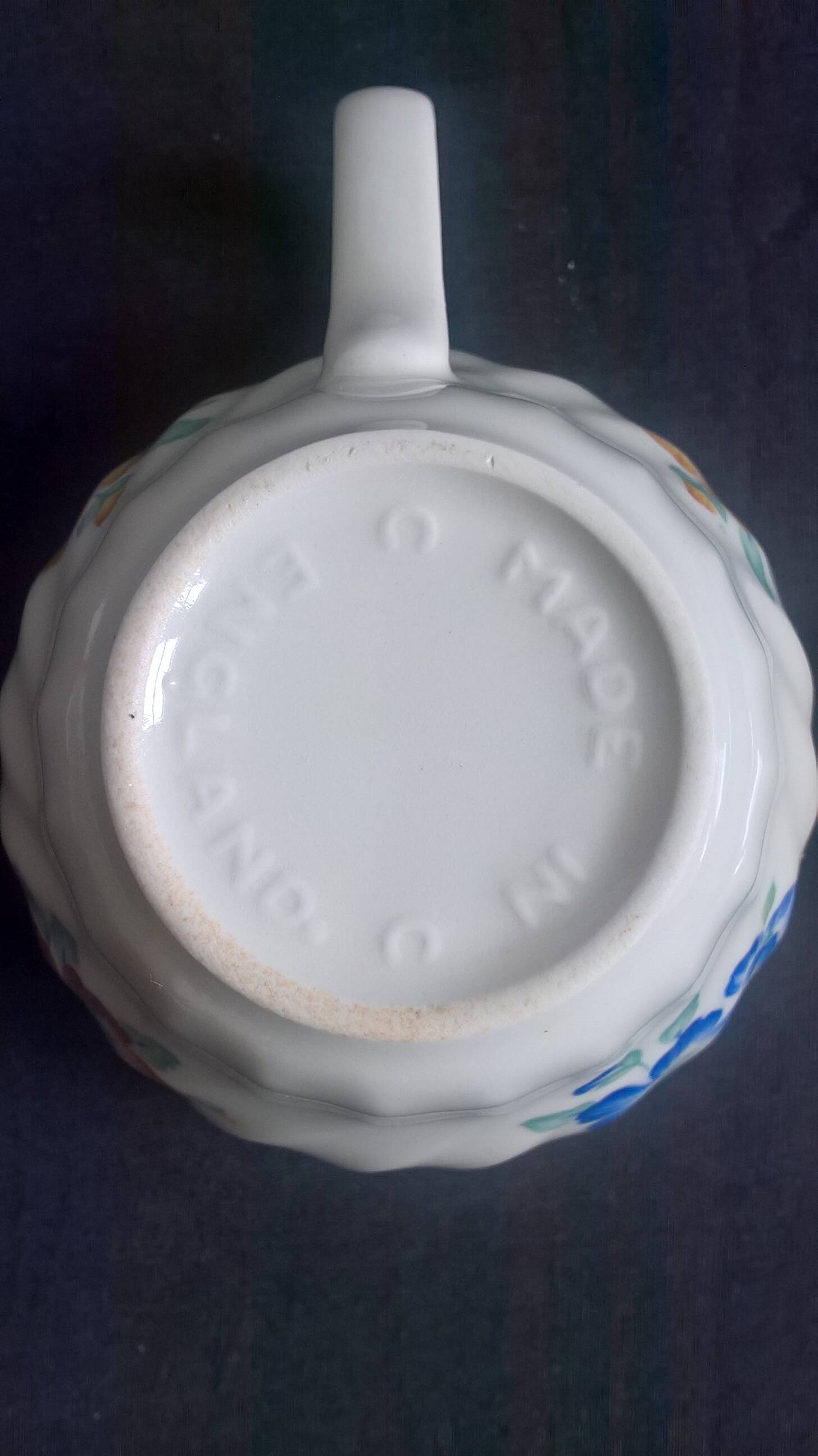 Churchill "Rosetta" English teacup