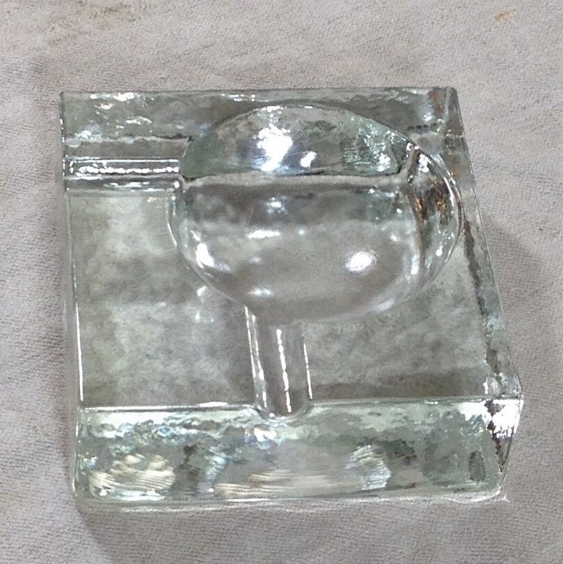Cendrier "glaçon" années 70