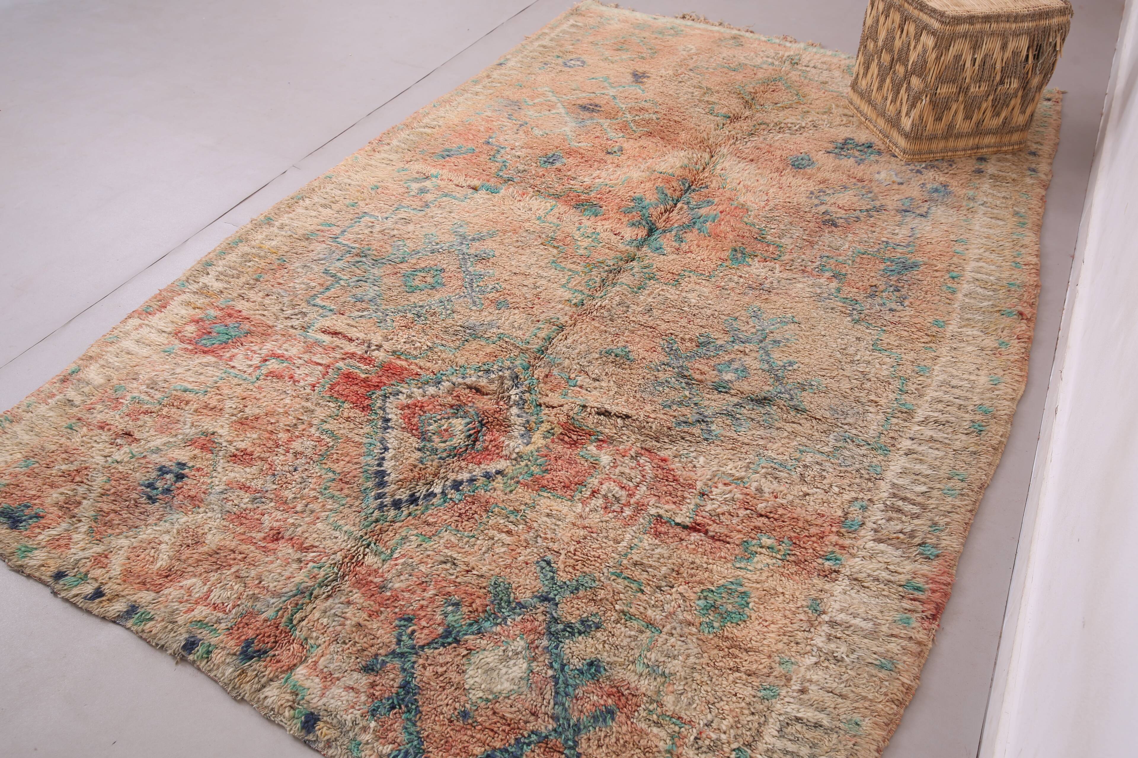 Peach Vintage Moroccan Rug 178 x 271 cm - Berber Wool Rug - Handmade Rug