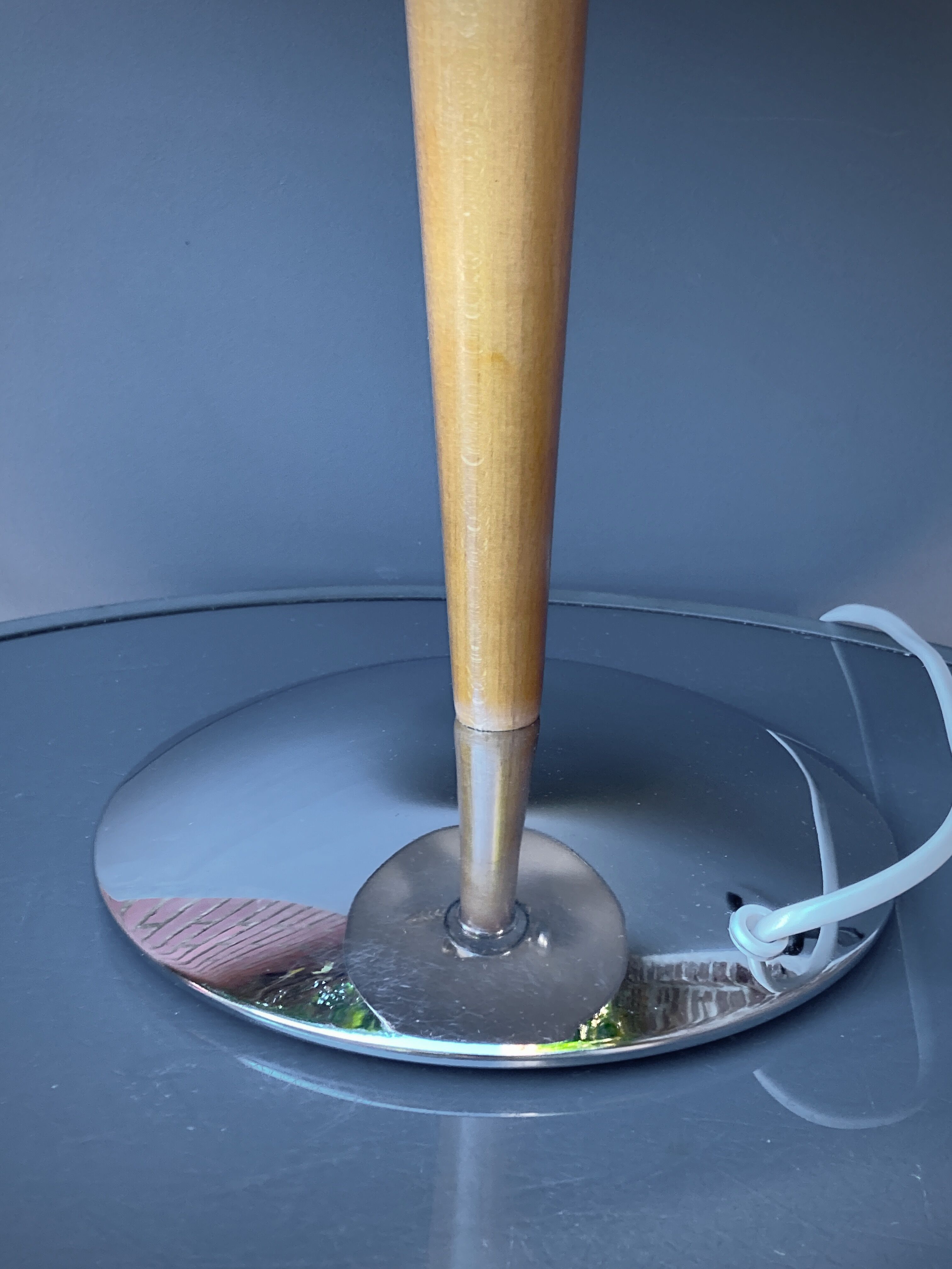 Desk lamp model Titan GB Geprüfte Sichereit