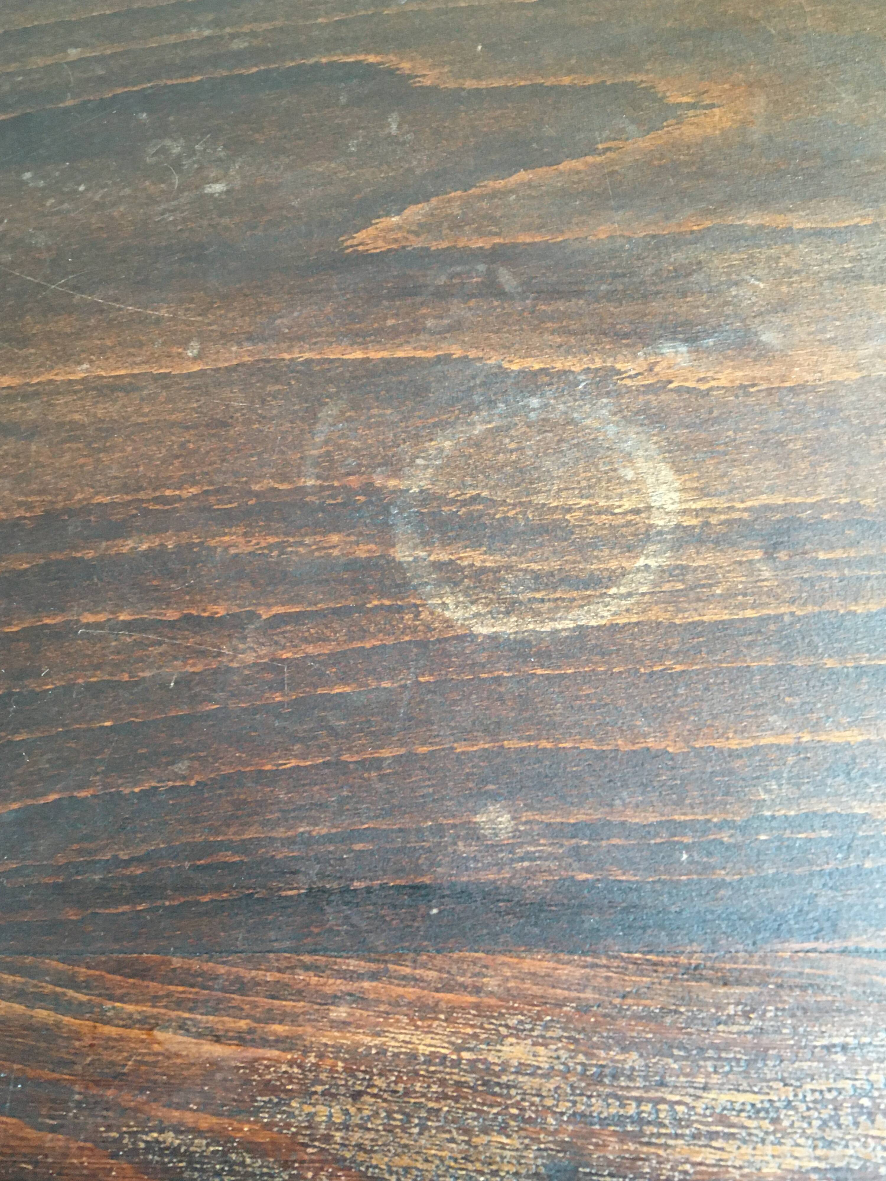 Neoclassical chest of drawers