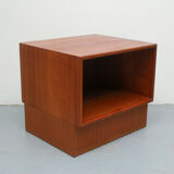 1960s nightstand i teak