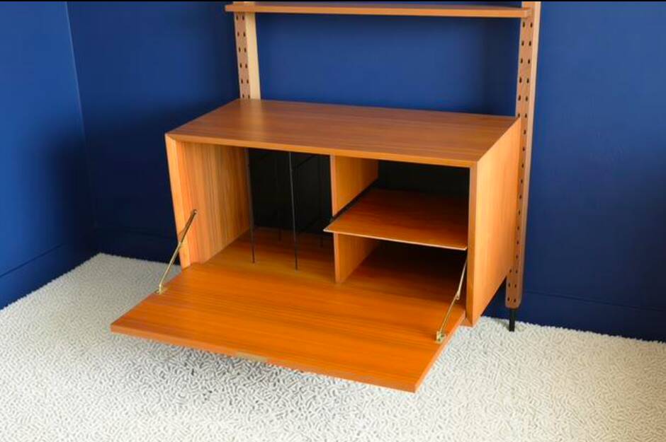 Scandinavian wall system in teak 1960