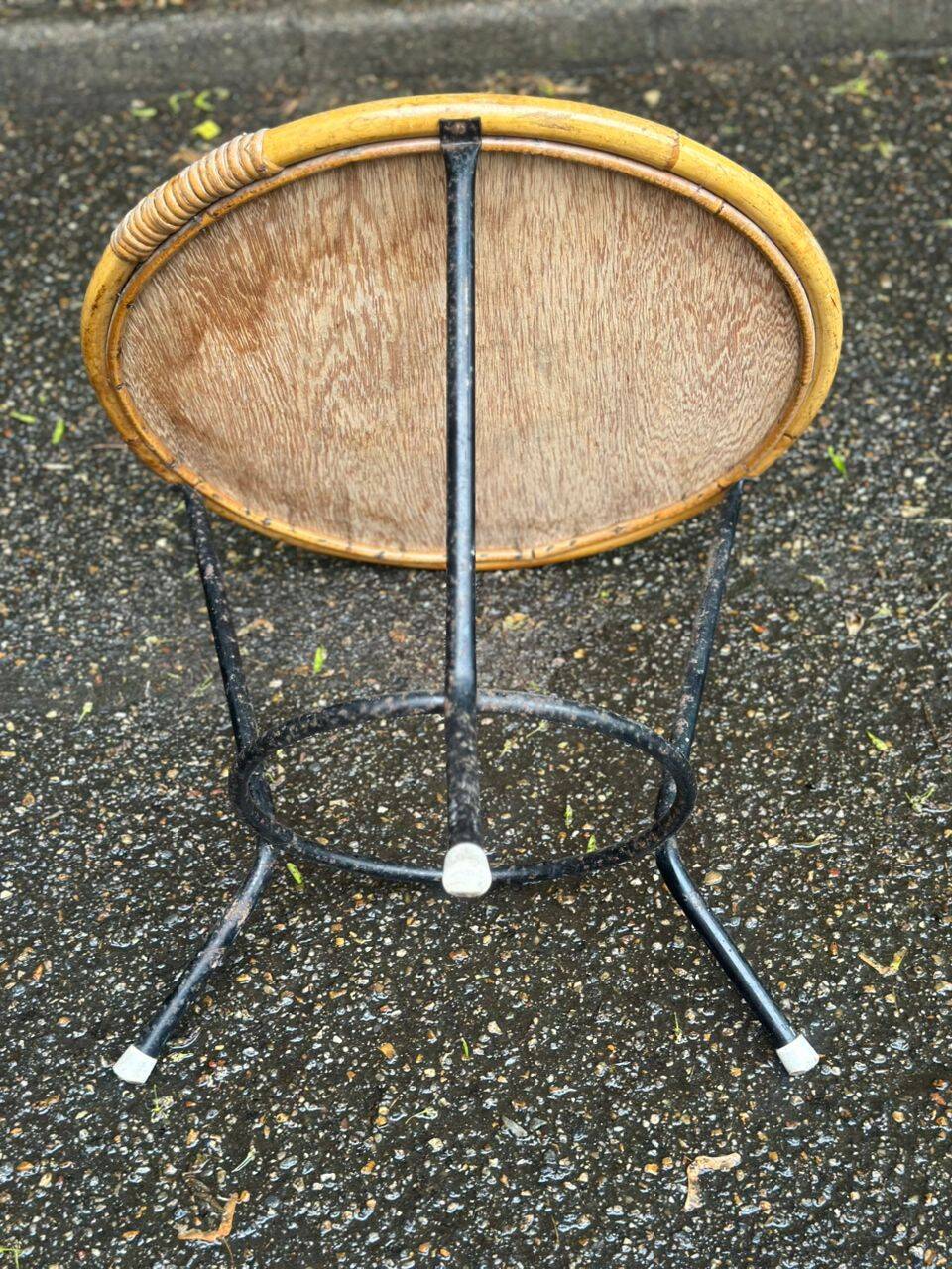 Table basse tripode vintage ronde