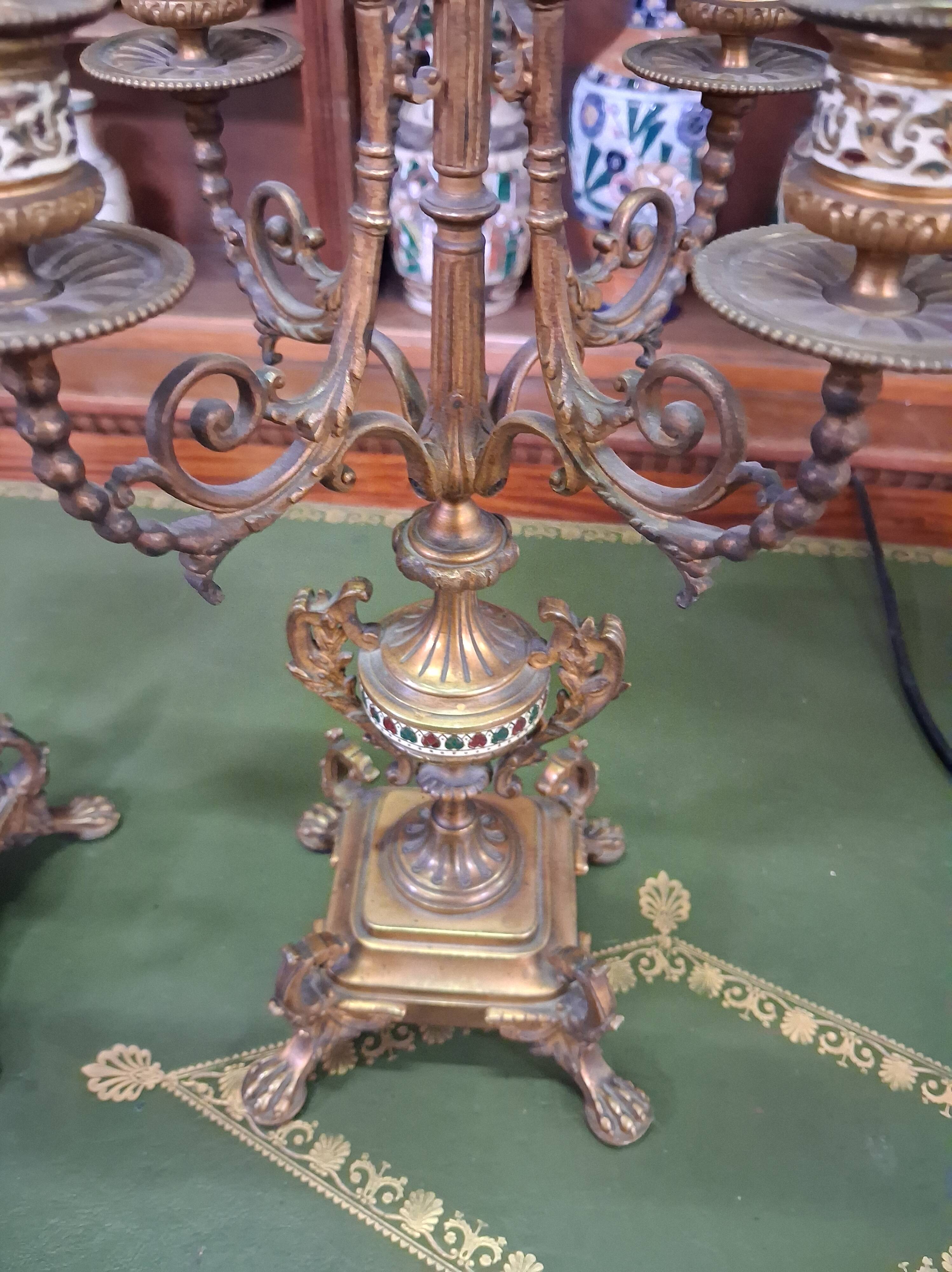 Paire de candélabres en bronze doré et émail – époque Napoléon III