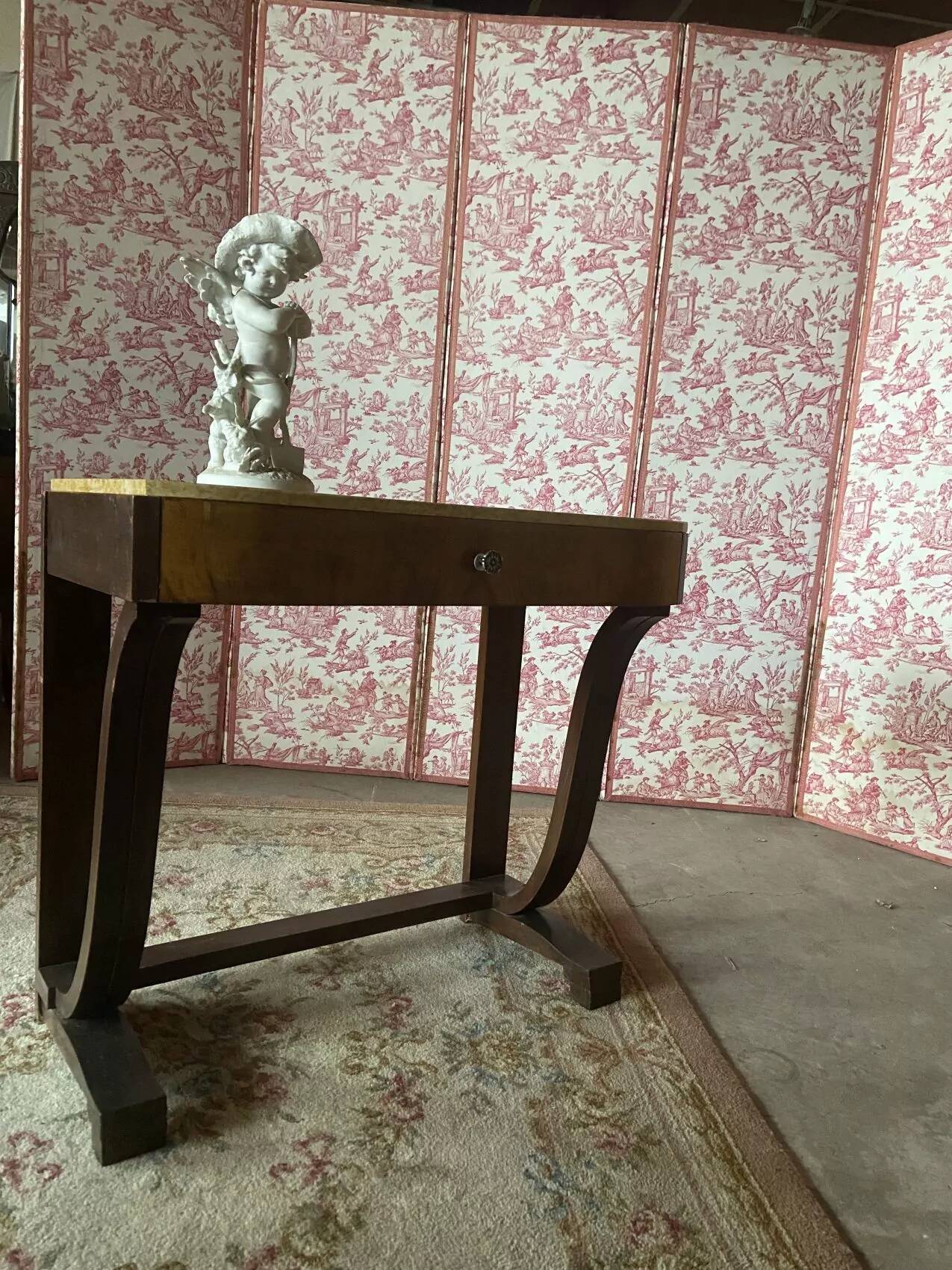 Art Deco console table in oak and walnut – chic and elegant beige marble top