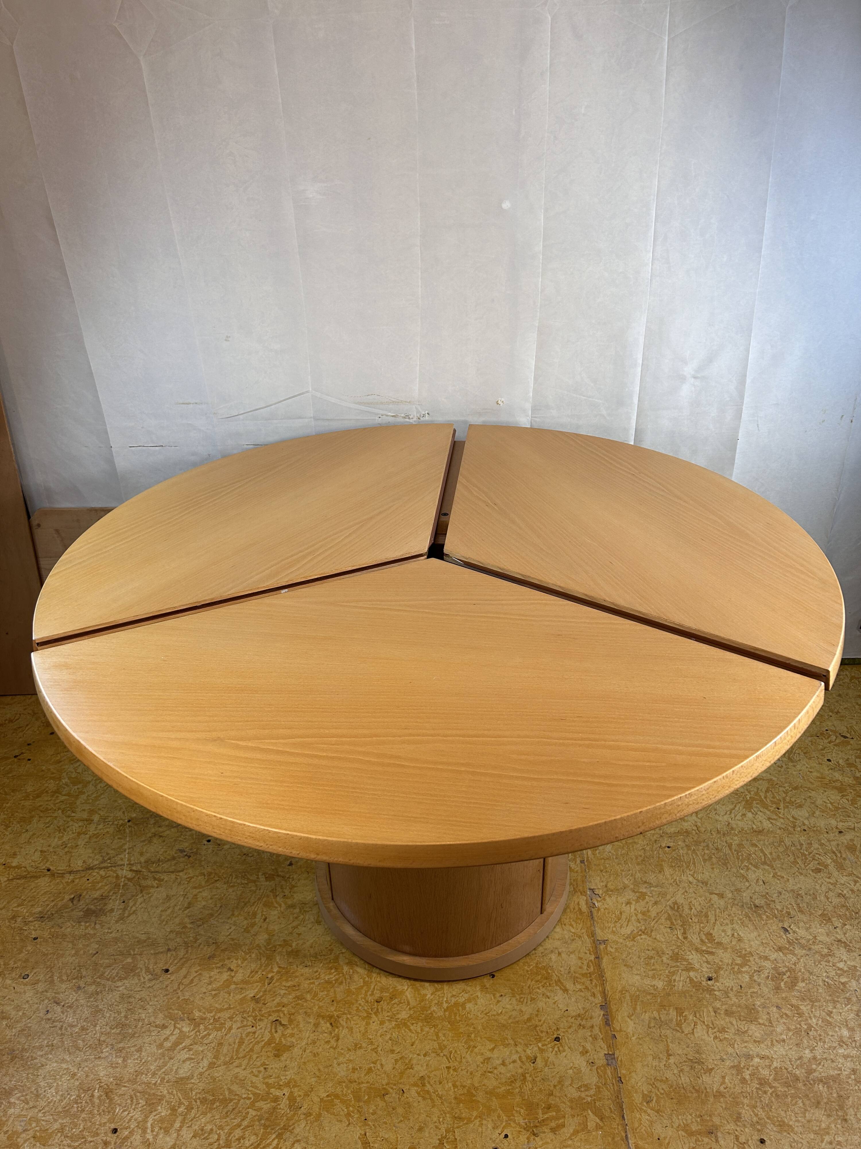 Vintage Danish Design Extendable Dining Table by Skovby – Patented SM32 Des