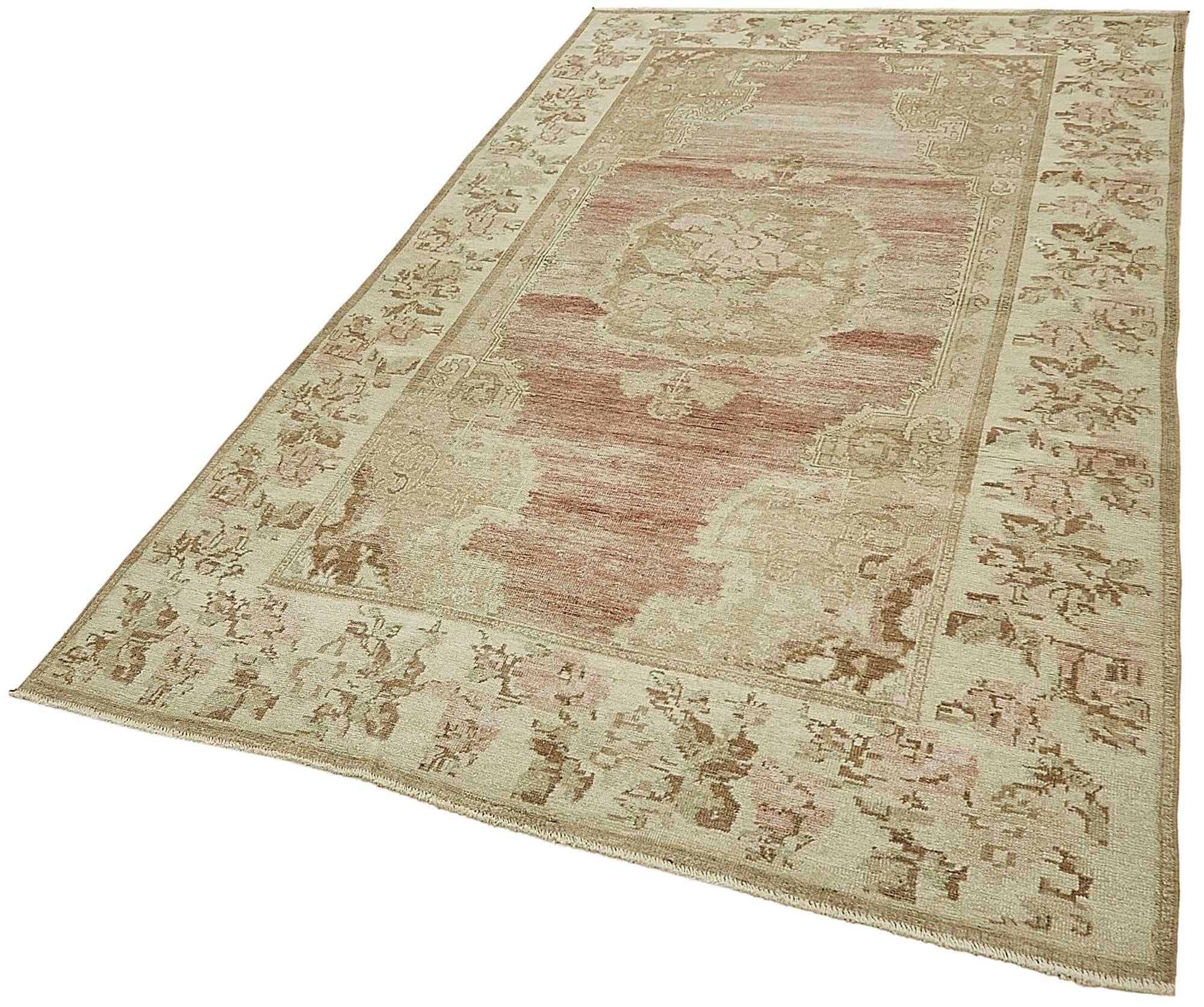 Turkish Vintage Anatolian Rug 142 cm x 255 cm