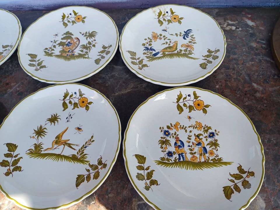 6 dessert plates, 18th century.