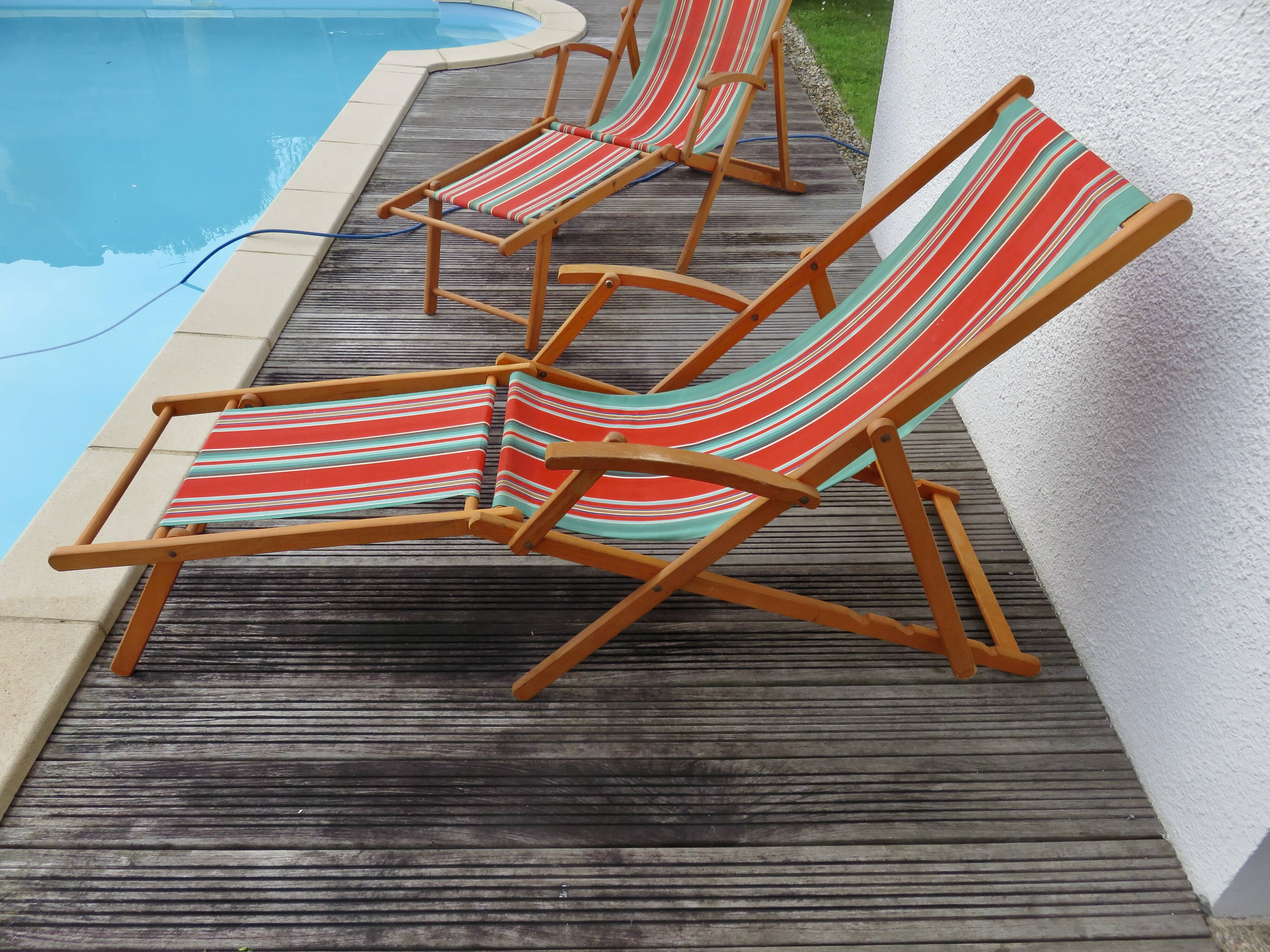 Pair of deckchairs, bayadere fabric, 1970