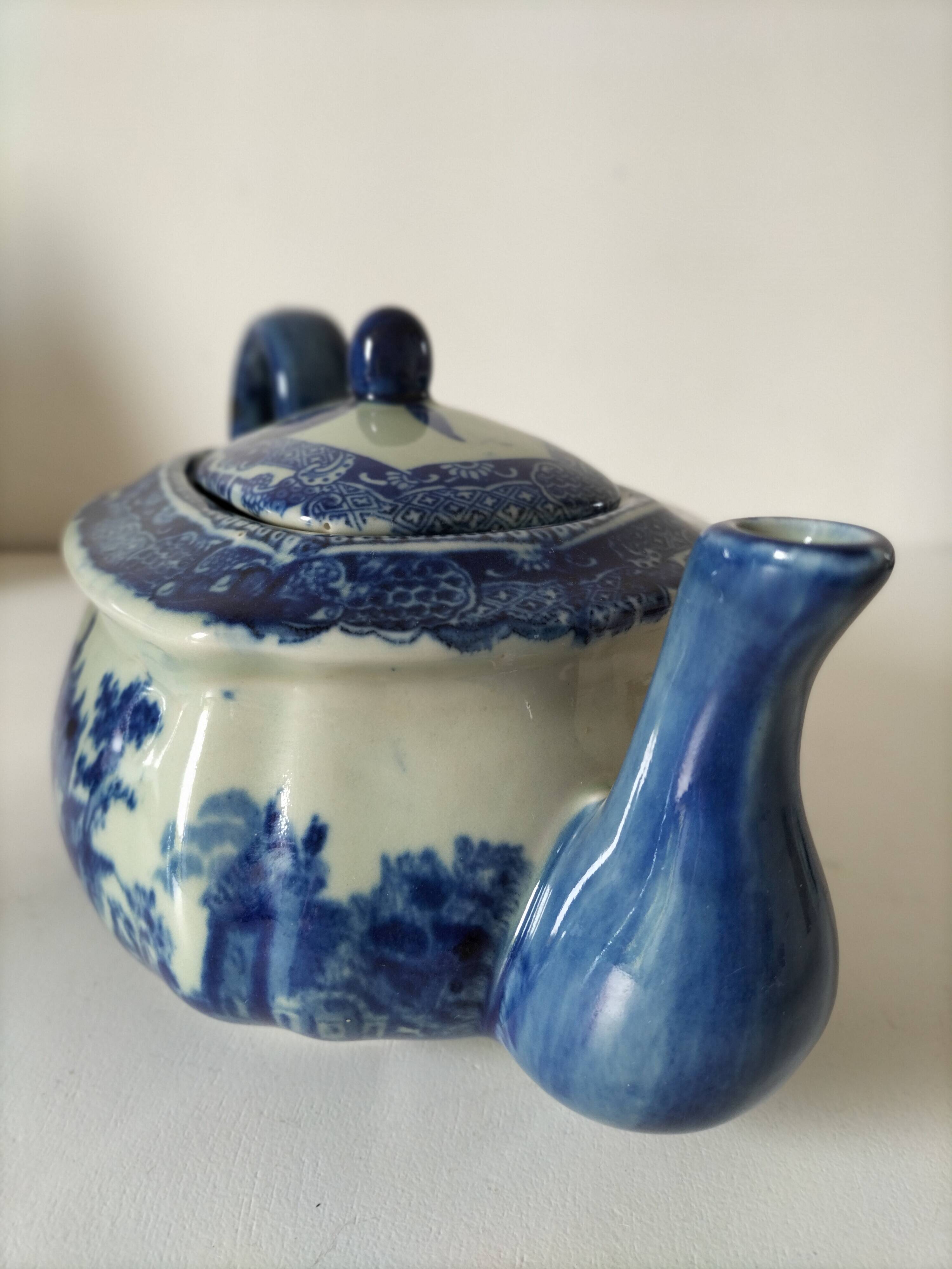 English ironstone teapot – Victoria Ware Ironstone