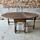 Large drop-leaf table in solid oak – English country style.