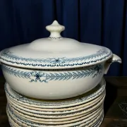 Ancient ensemble in ironstone – Boulenger Choisy-le-Roi, Chin model
