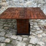 Art deco wallet table