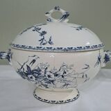 Sarreguemines "Carmen" model soup tureen