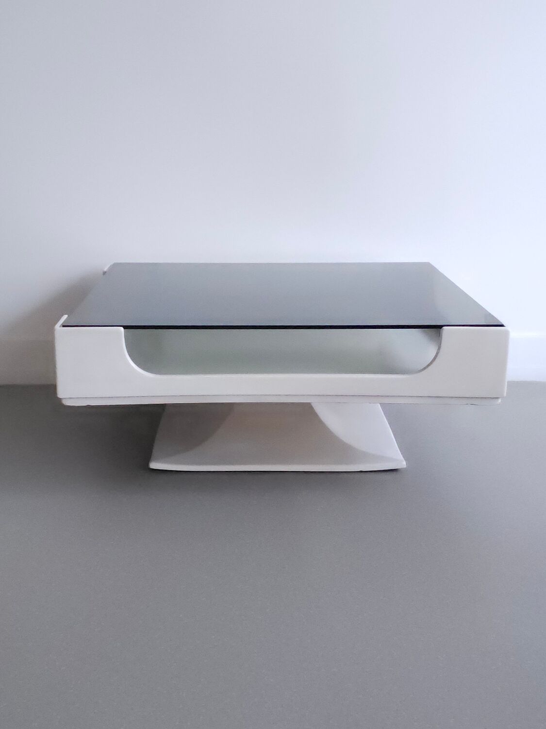 Vintage Space Age Coffee table