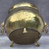 Vintage round flower pot copper brass planter lion feet