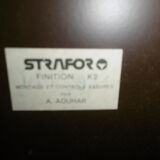 Strafor desk