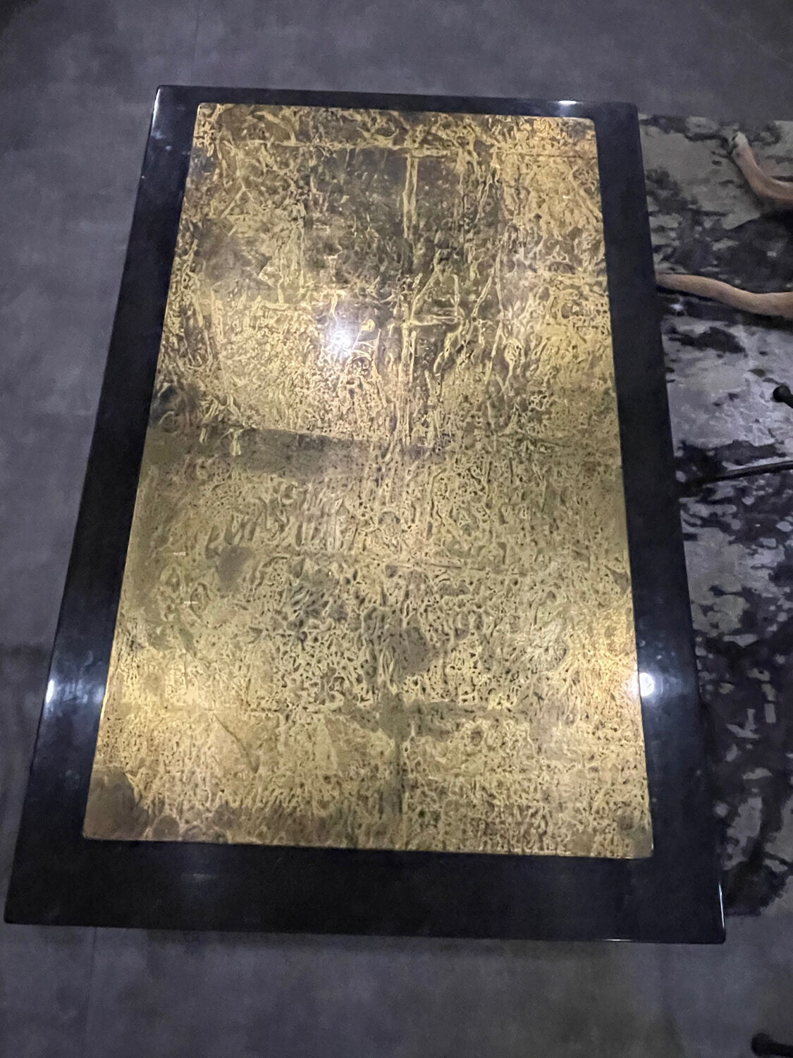 1970 black and gold lacquered coffee table