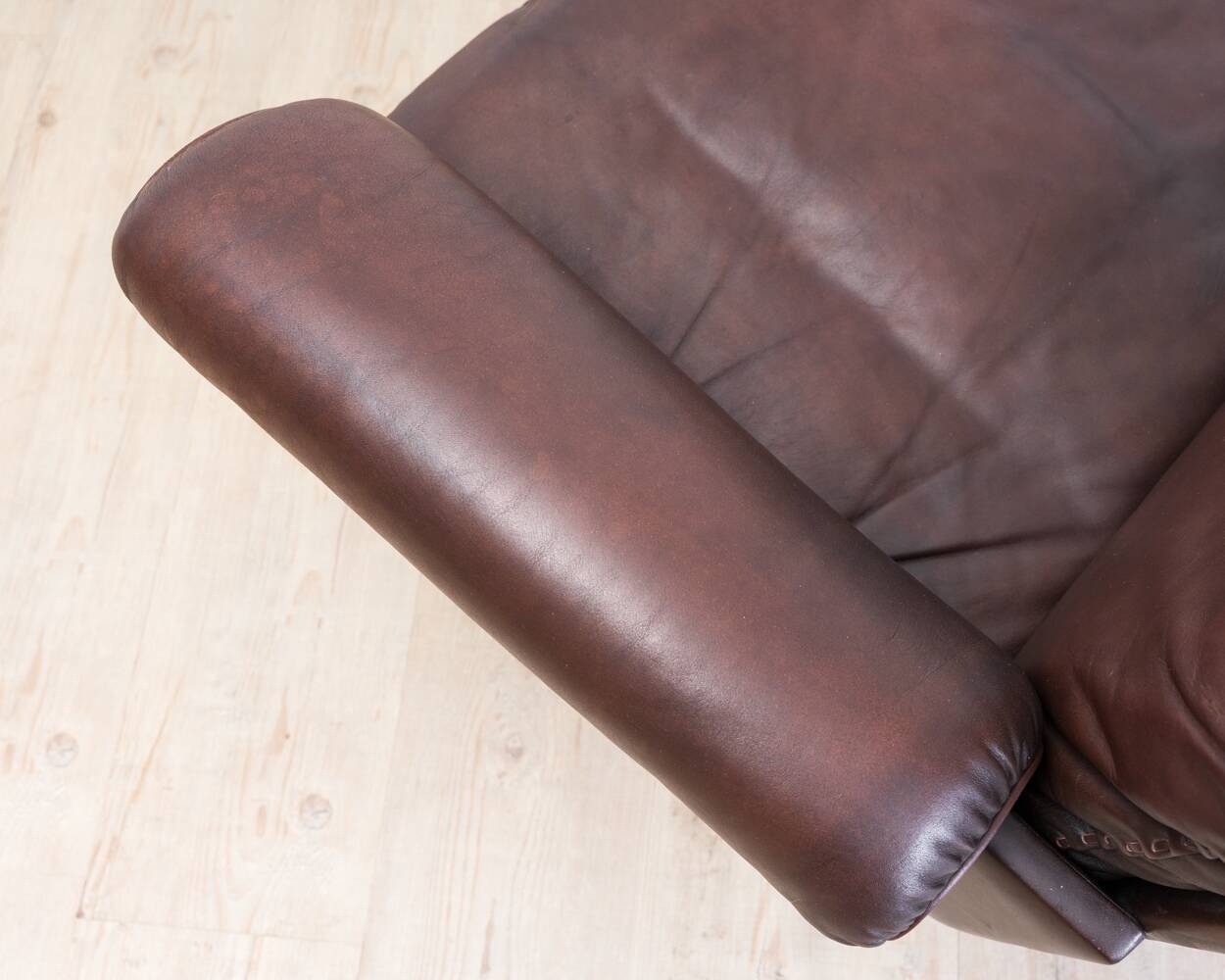 Brown leather 3-seater sofa by Sede, model DS 31, vintage 1960s.