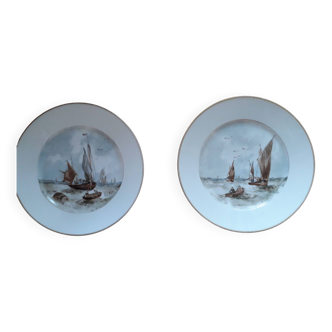 1 set of 2 vintage plates signed with sea decor